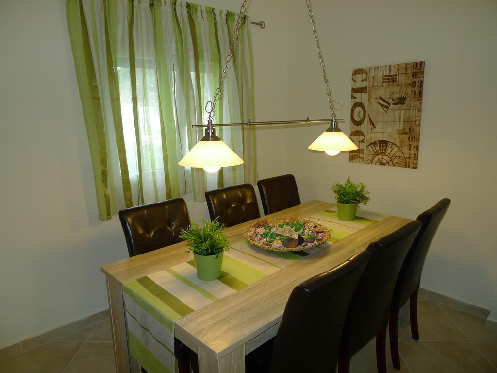 Excellent Villa فوروفورو المظهر الخارجي الصورة